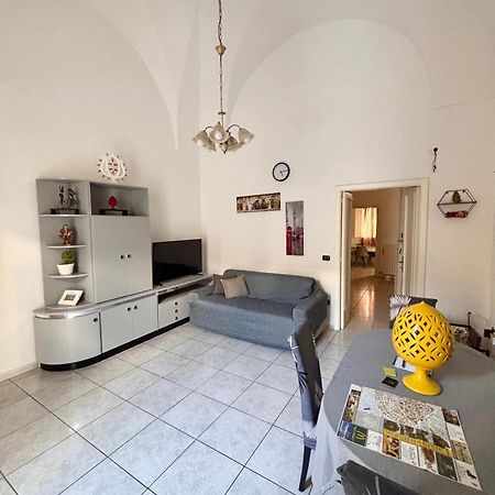 Origini - Apartment With Private Garden Лече Екстериор снимка